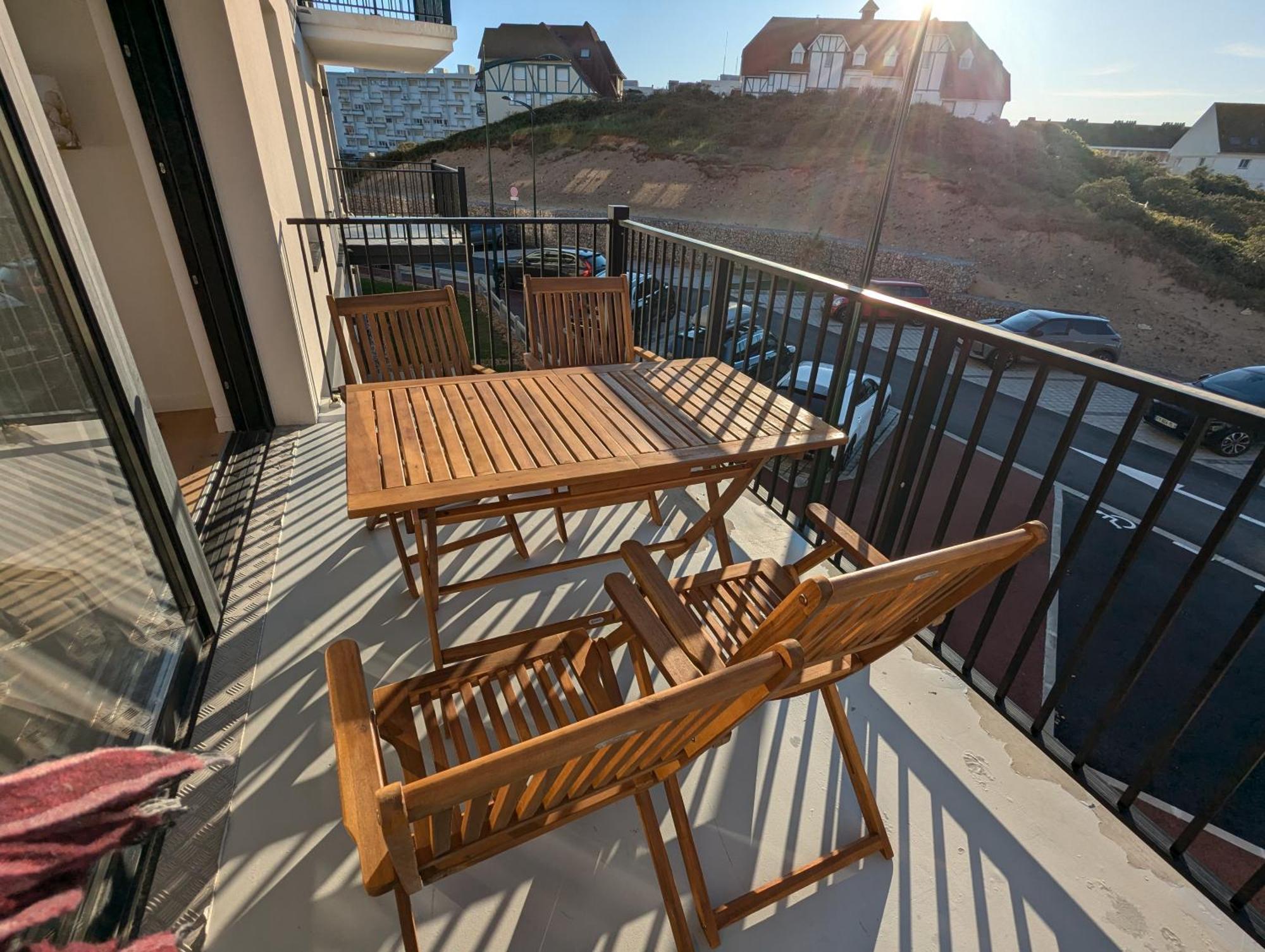 Evasion Plage - Appartement Lumineux Plein Centre Et 150M Plage Neufchatel-Hardelot Exterior photo